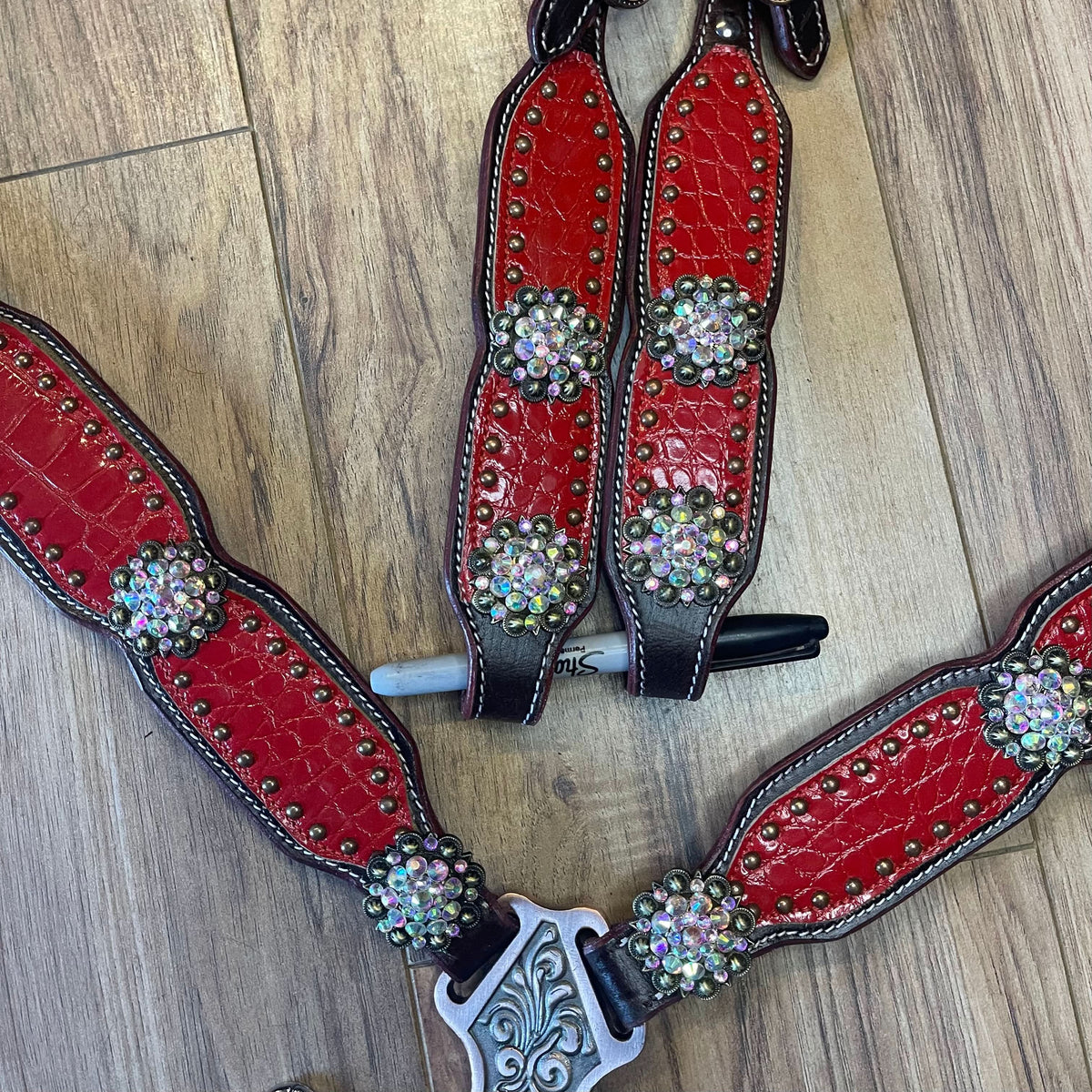 Pre Order Red Aligator texture Western tack set (BHT010)