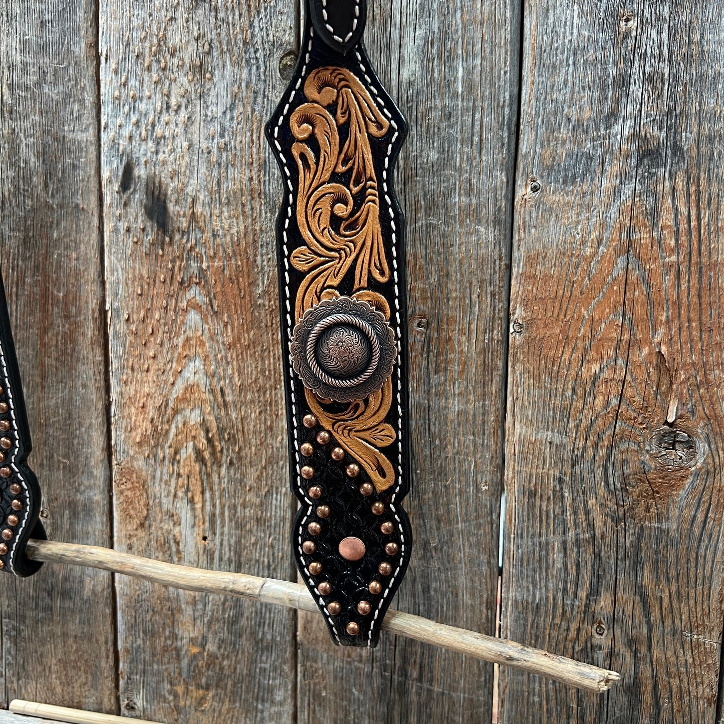 Copper Dot and Floral Copper One Ear / Breastcollar Tack Set  #OEBC637
