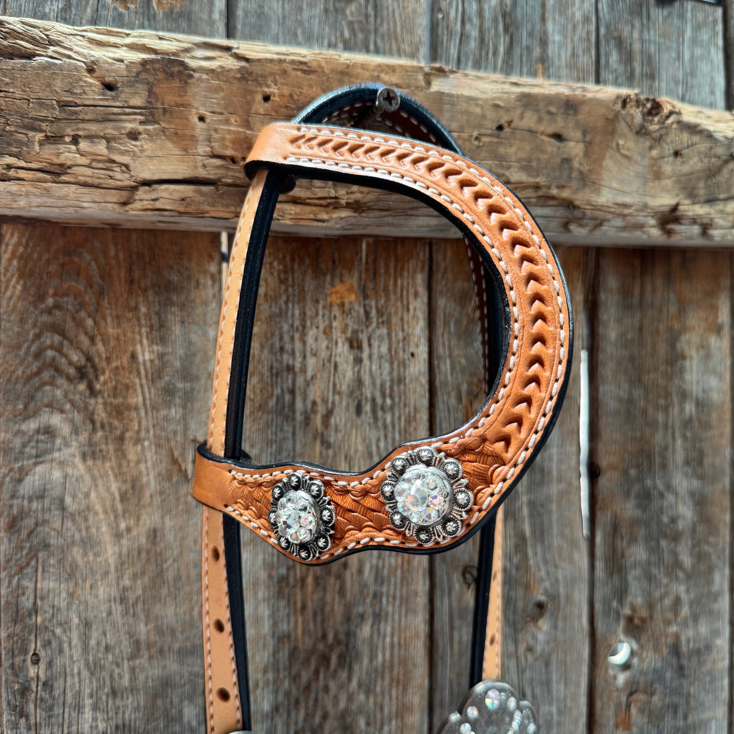 Light Oil Basketweave  Clear One Ear Tack Set  #OEBC674