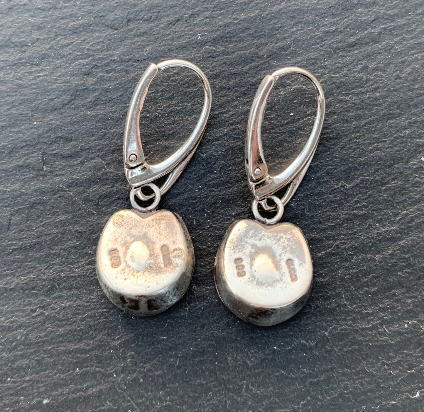 Sterling Hoofprints Leverback Earrings in Horse Size