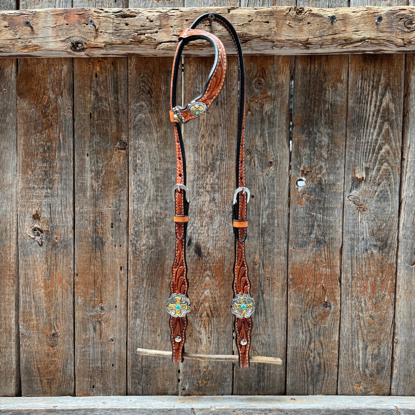 Light Oil Floral Gold Cross, Turquoise Browband/One Ear Breastcollar Tack Set #BBBC676