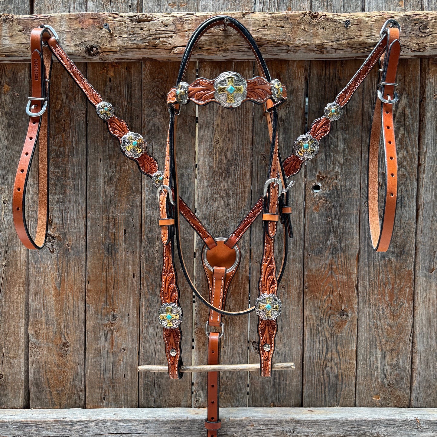 Light Oil Floral Gold Cross, Turquoise Browband/One Ear Breastcollar Tack Set #BBBC676