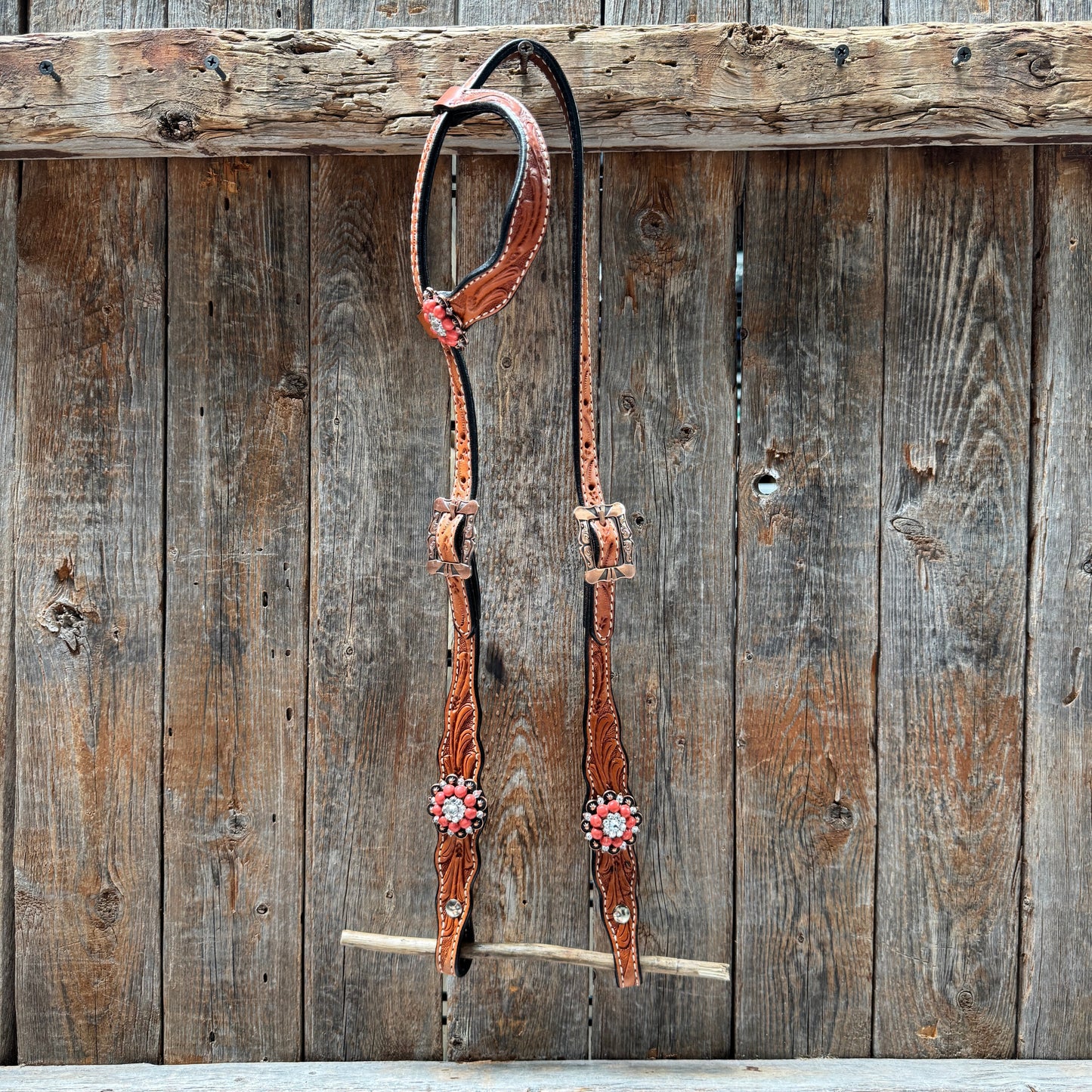 Light Oil Floral Coral, Clear One Ear & Breastcollar Tack Set #OEBC675