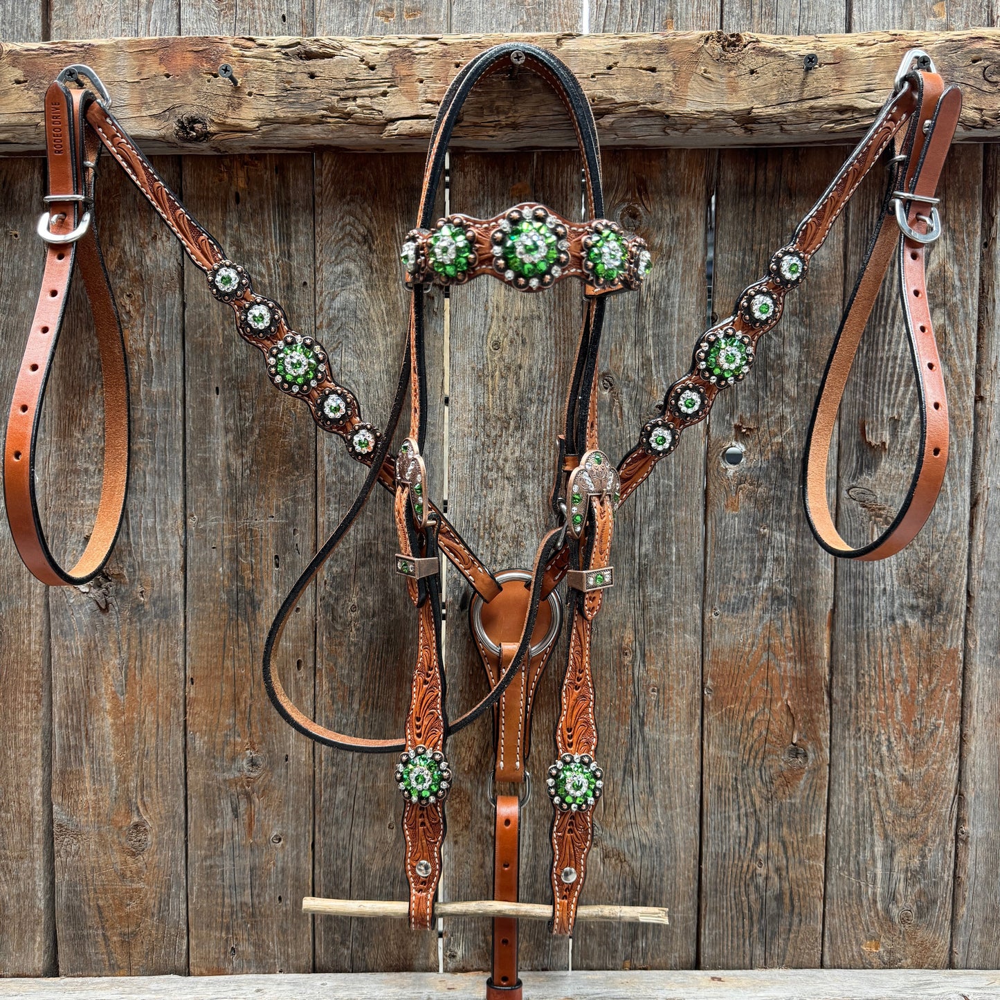 Light Oil Floral Fern, Clear Browband/One Ear Breastcollar Tack Set #BBBC677