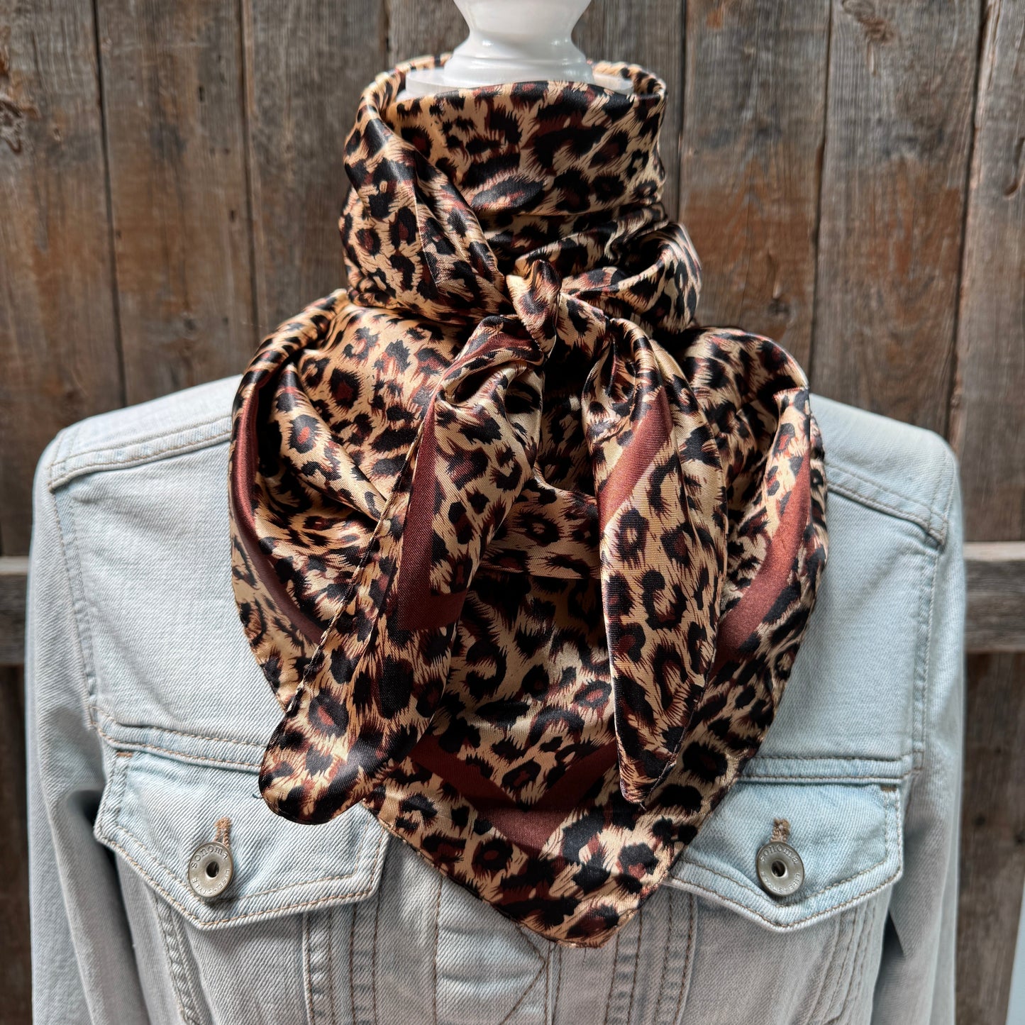 35X35"  Leopard Wild Rag / Scarf WR168X