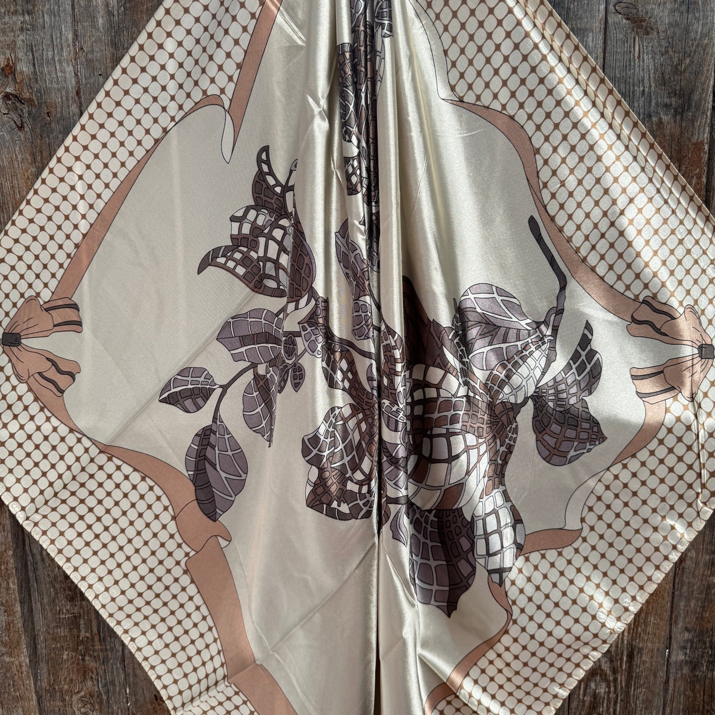 35X35" Tan and Cream Wild Rag / Scarf WR3305