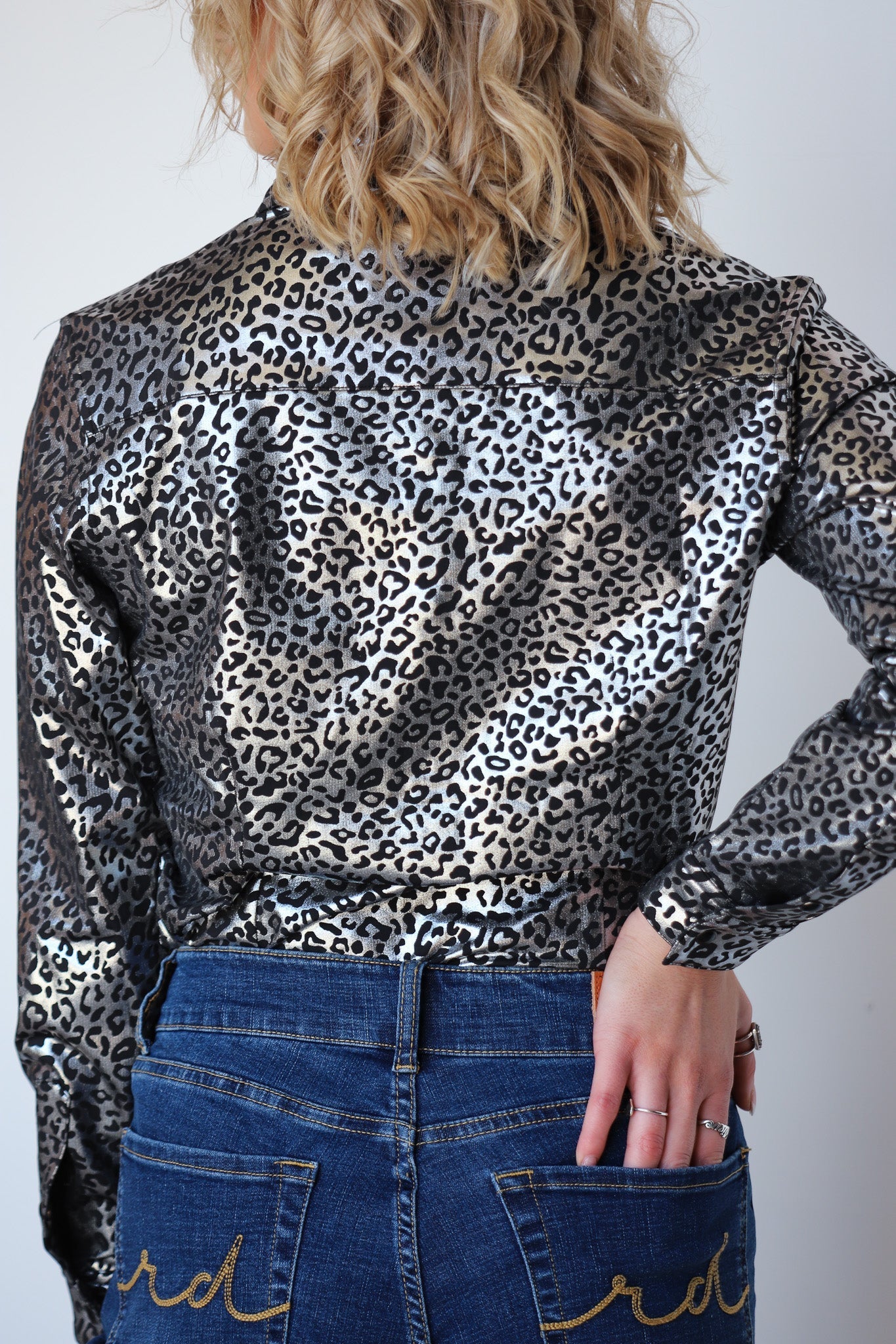 UNTAMED PERFORMANCE RODEO SHIRT