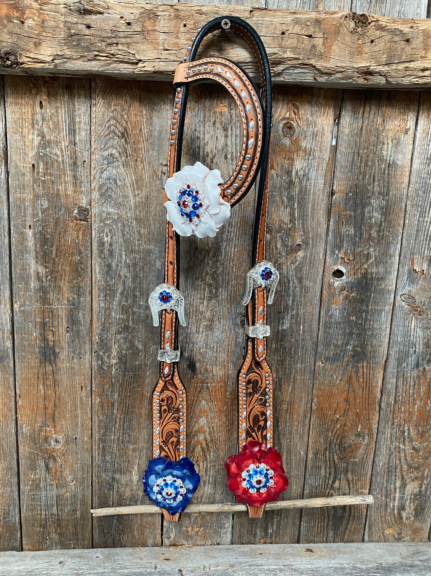 Silver Buckstitch Patriotic One Ear Tack Set  #OEBC470