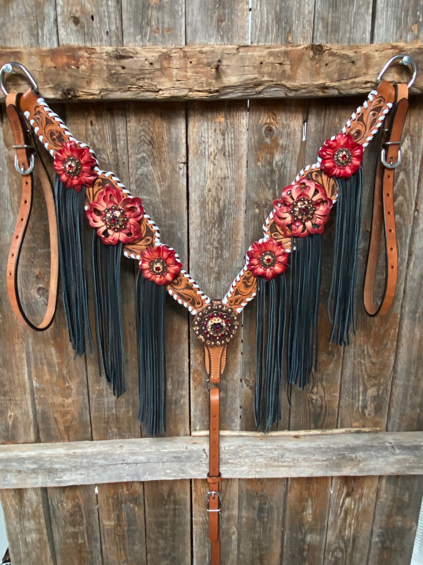 Light Oil Whipstitch Black and Red One Ear & Breastcollar Tack Set #OEBC460