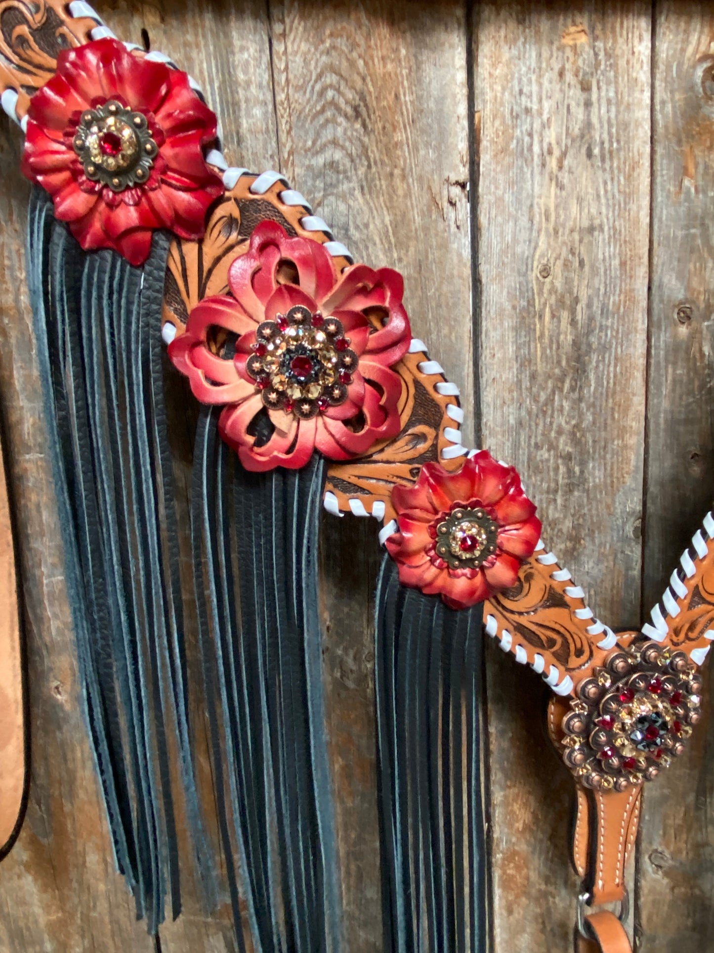 Light Oil Whipstitch Black and Red One Ear & Breastcollar Tack Set #OEBC460