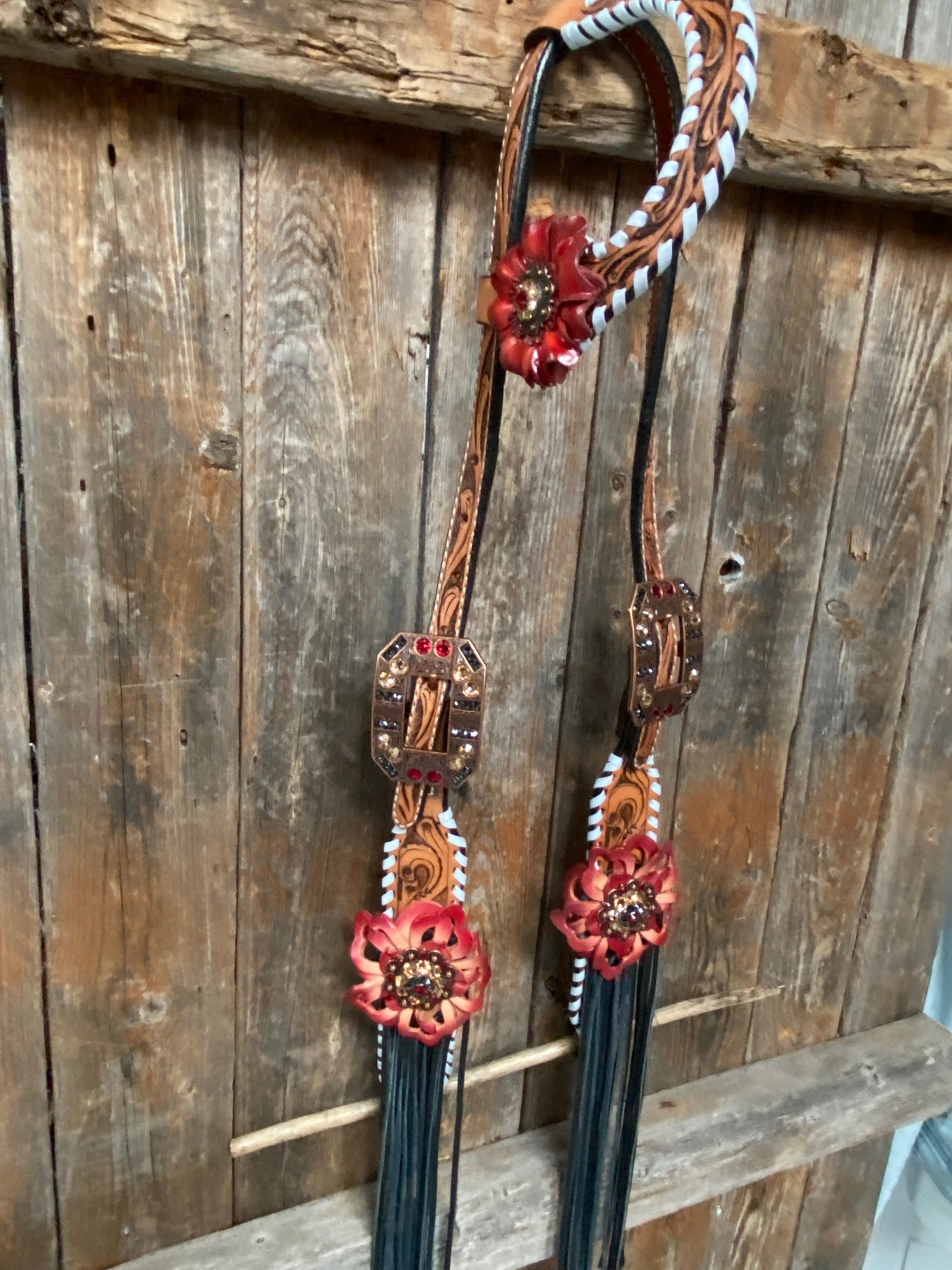 Light Oil Whipstitch Black and Red One Ear & Breastcollar Tack Set #OEBC460