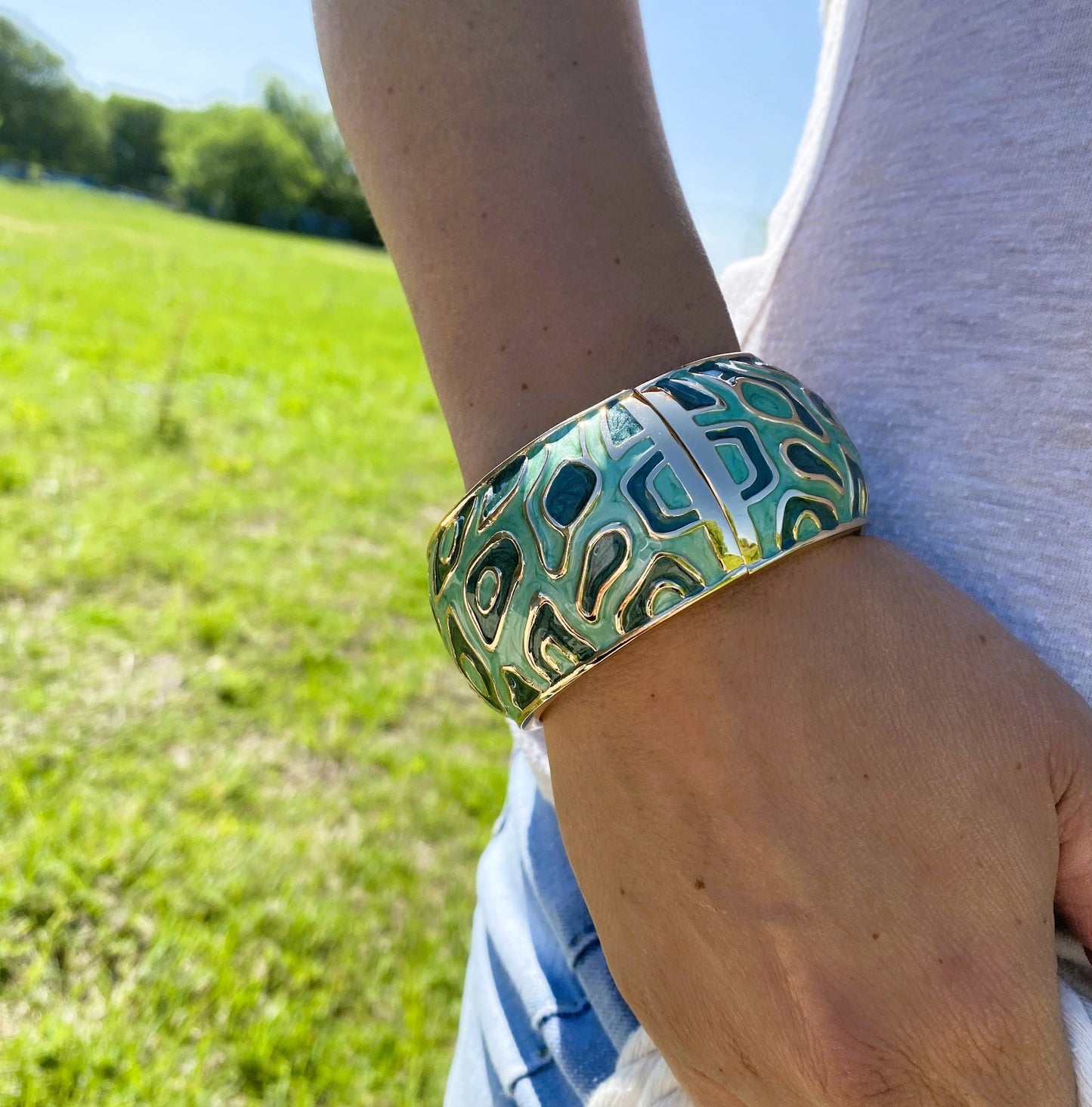 Green Animal Print Fashion Cuff XI137