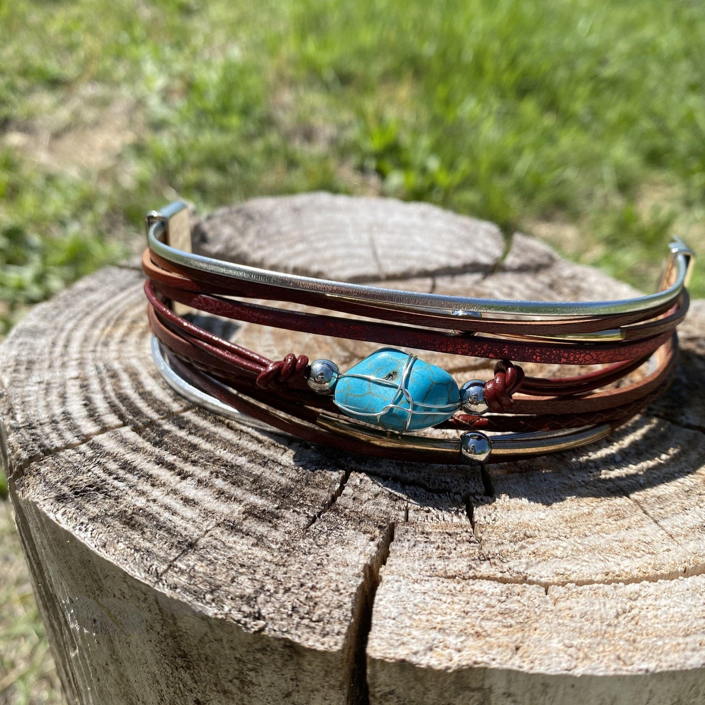 Burgundy Leather & Turquoise Stone Fashion Bracelet XI114
