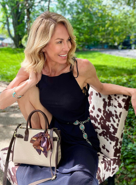 Serpent Luxe Snakeskin Handbag - Elegant Leather Commuter Bag for Stylish Women