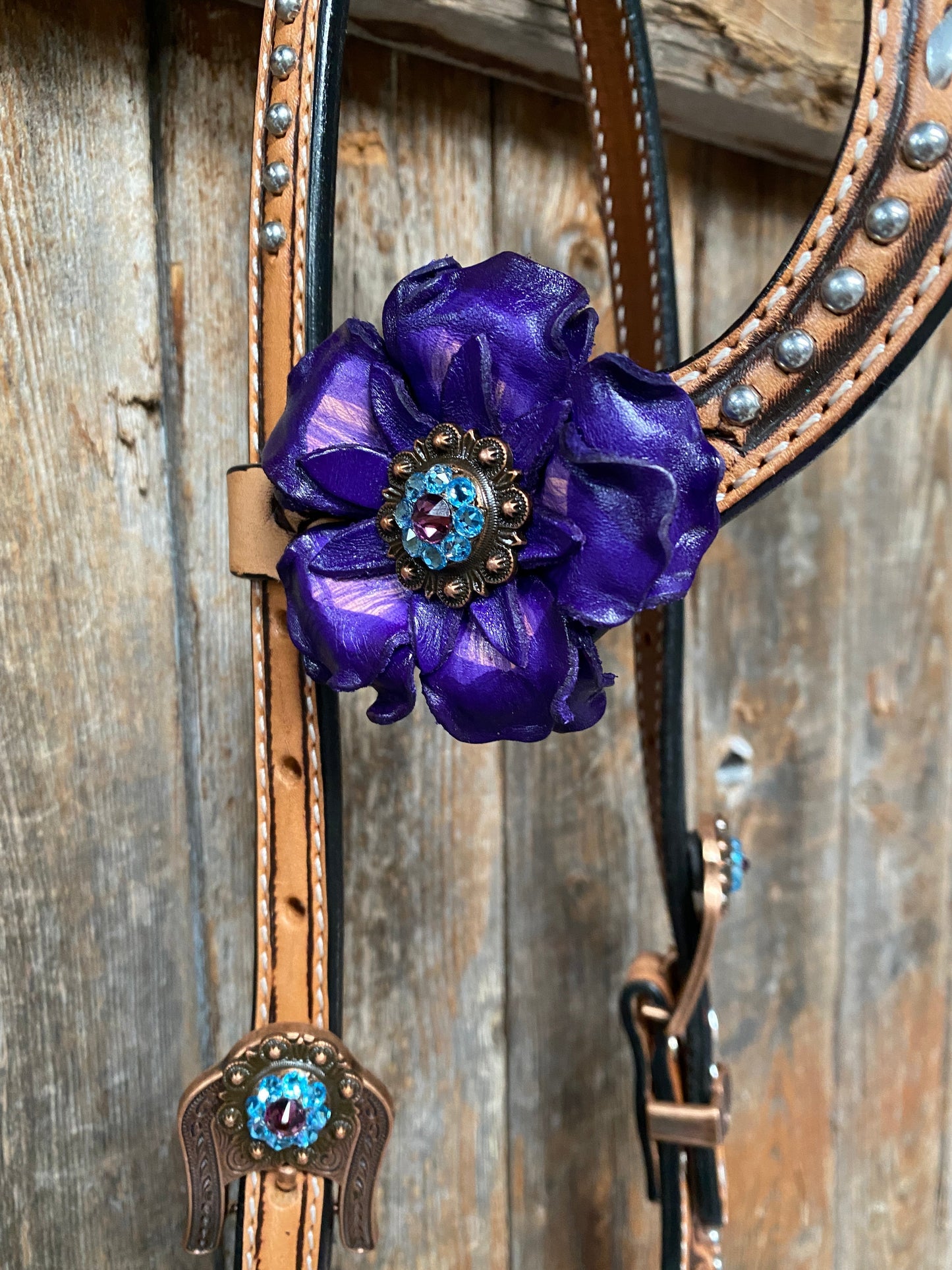 Light Oil Silver Dot Purple and Aqua One Ear & Breastcollar Tack Set #OEBC434