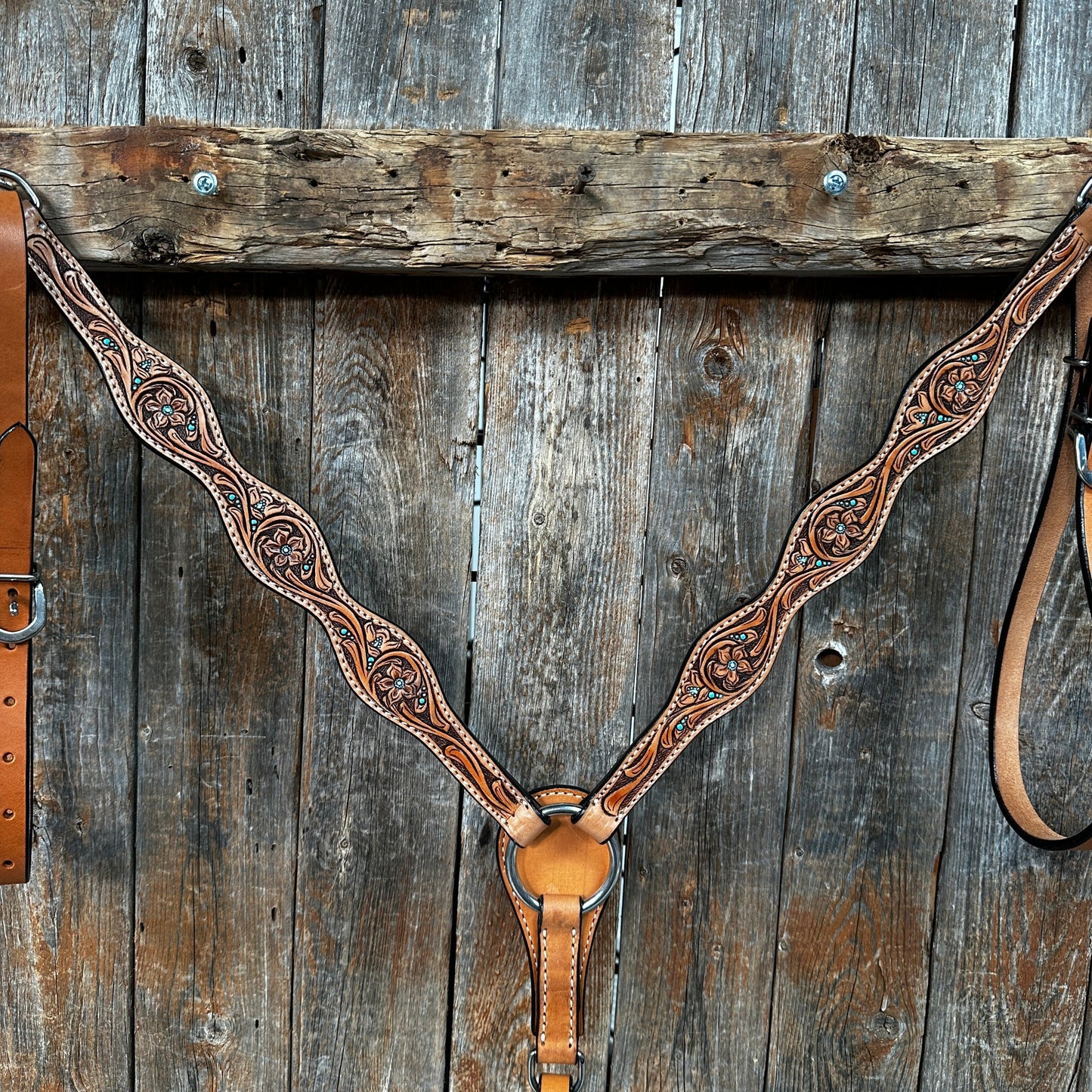 Light Oil Floral and Teal Dot Breastcollar #56258L