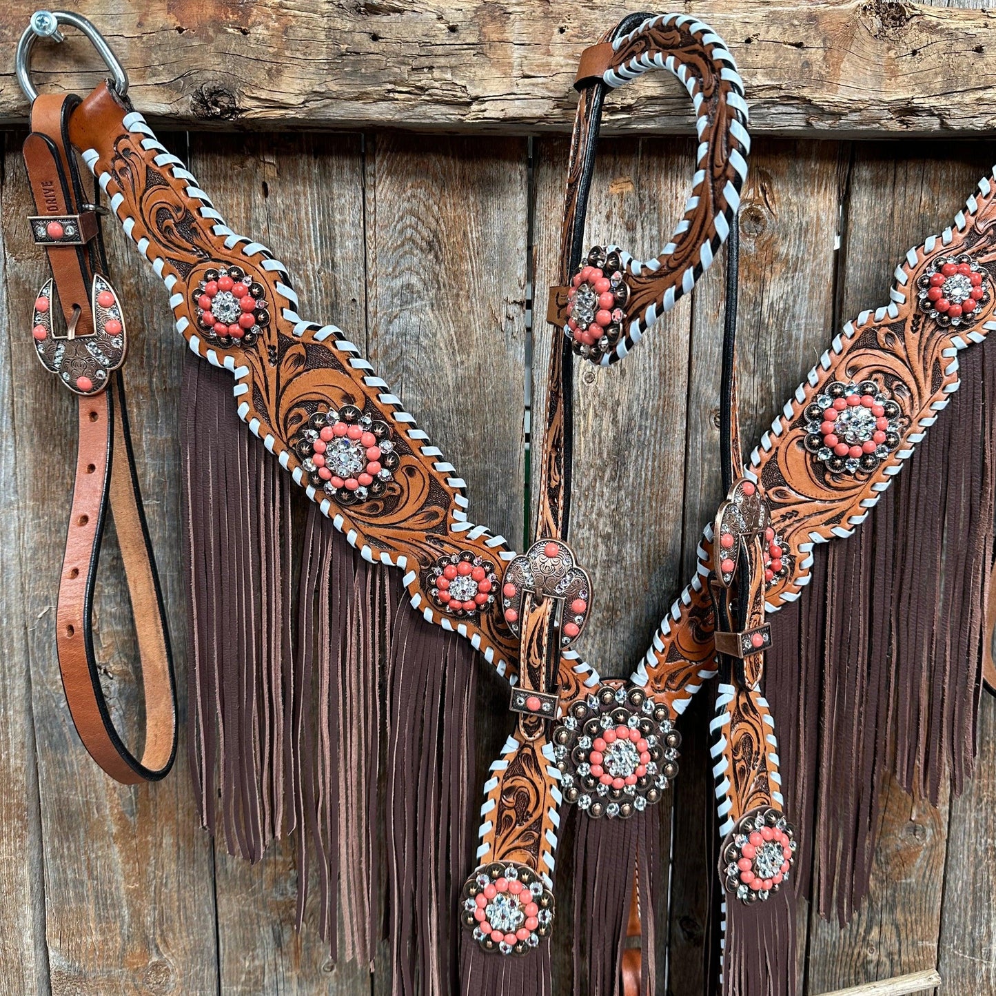 Whipstitch Coral and Clear One Ear/ Breastcollar Tack Set #OEBC516