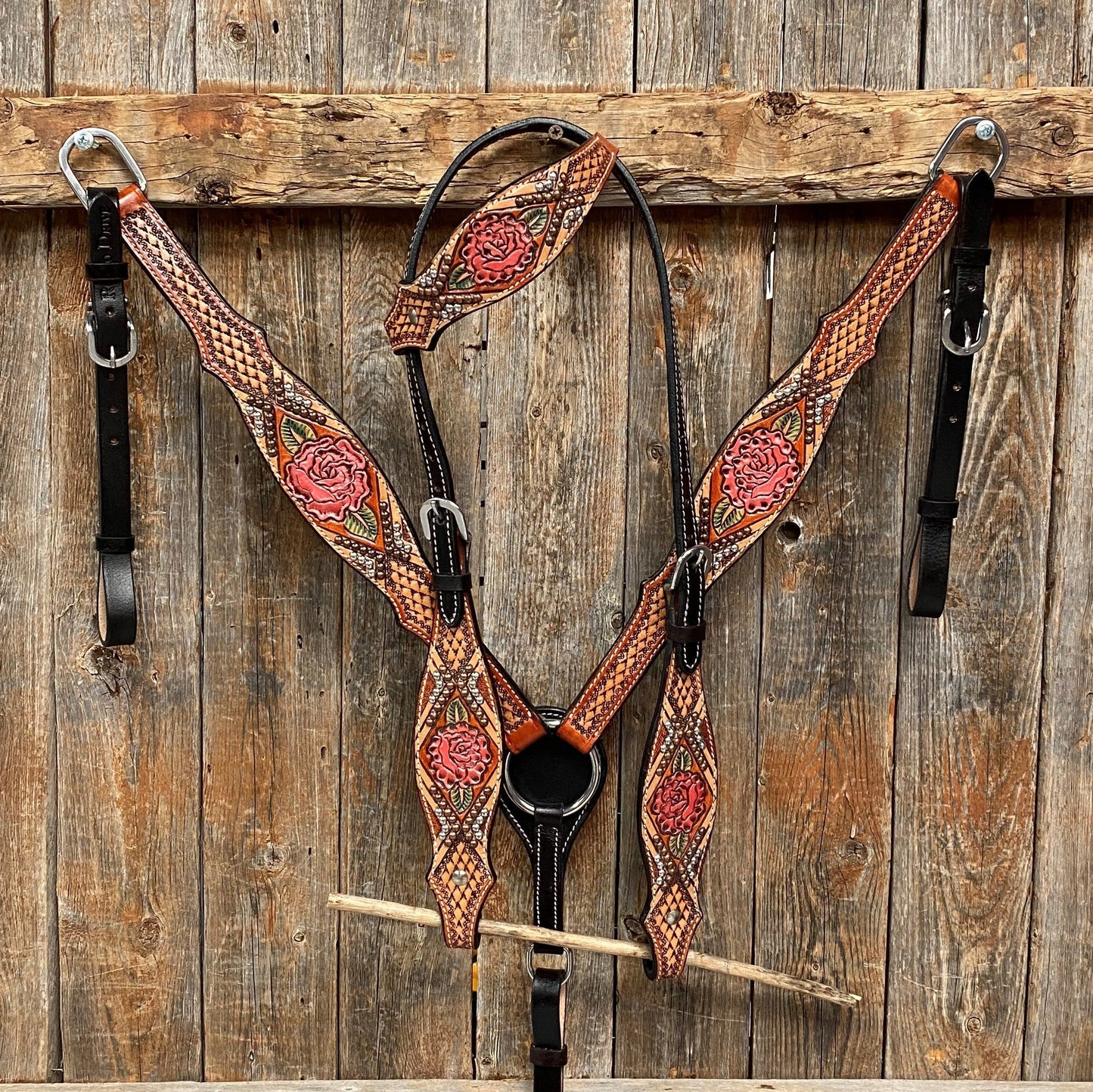 Light Oil Hand Painted Rose Headstall/Breastcollar Tack Set