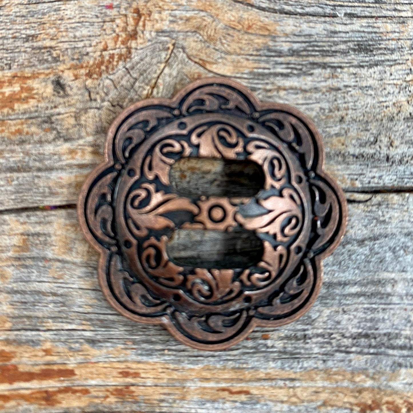 Copper Scalloped Slotted Concho 1.5" W164CL