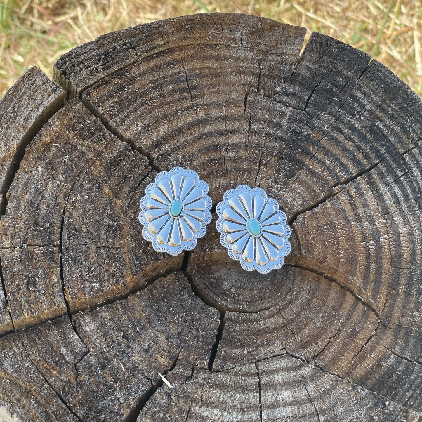 Concho Style Turquoise Silver Fashion Earrings WA202