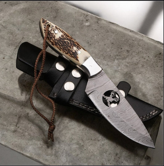 Premium Damascus Steel Hunting Knife with Stag Horn Handle – 10" Overall Length