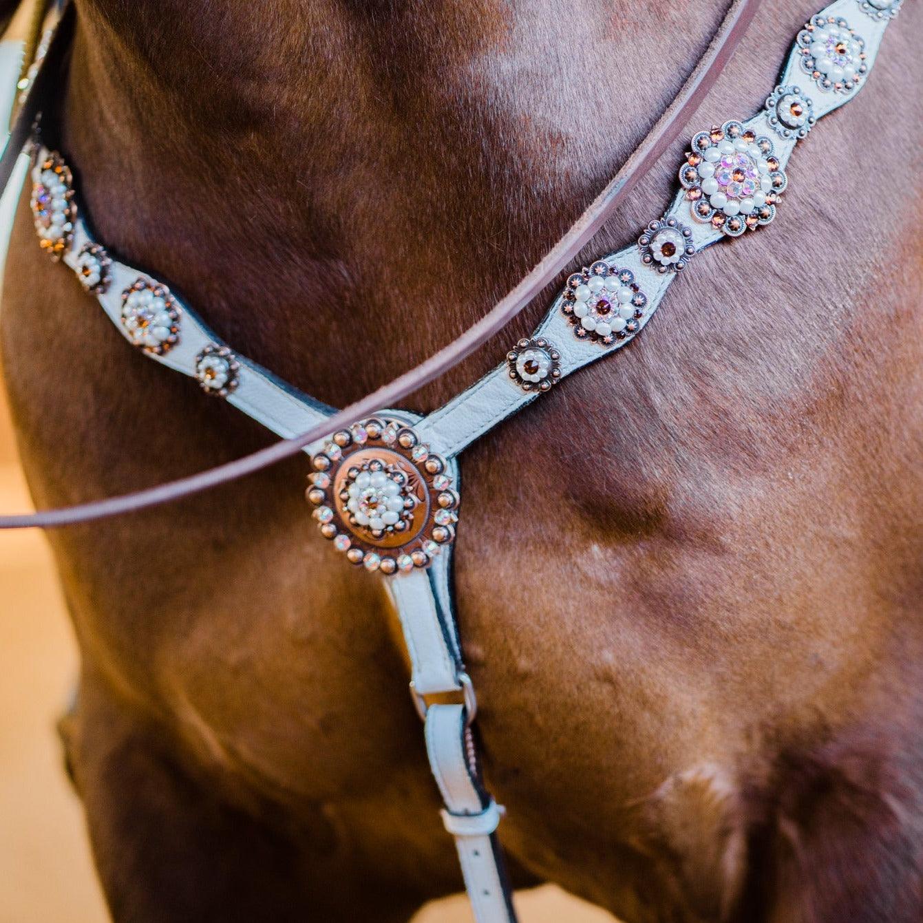 White Pearl One Ear/ Breastcollar Tack Set #OEBC520