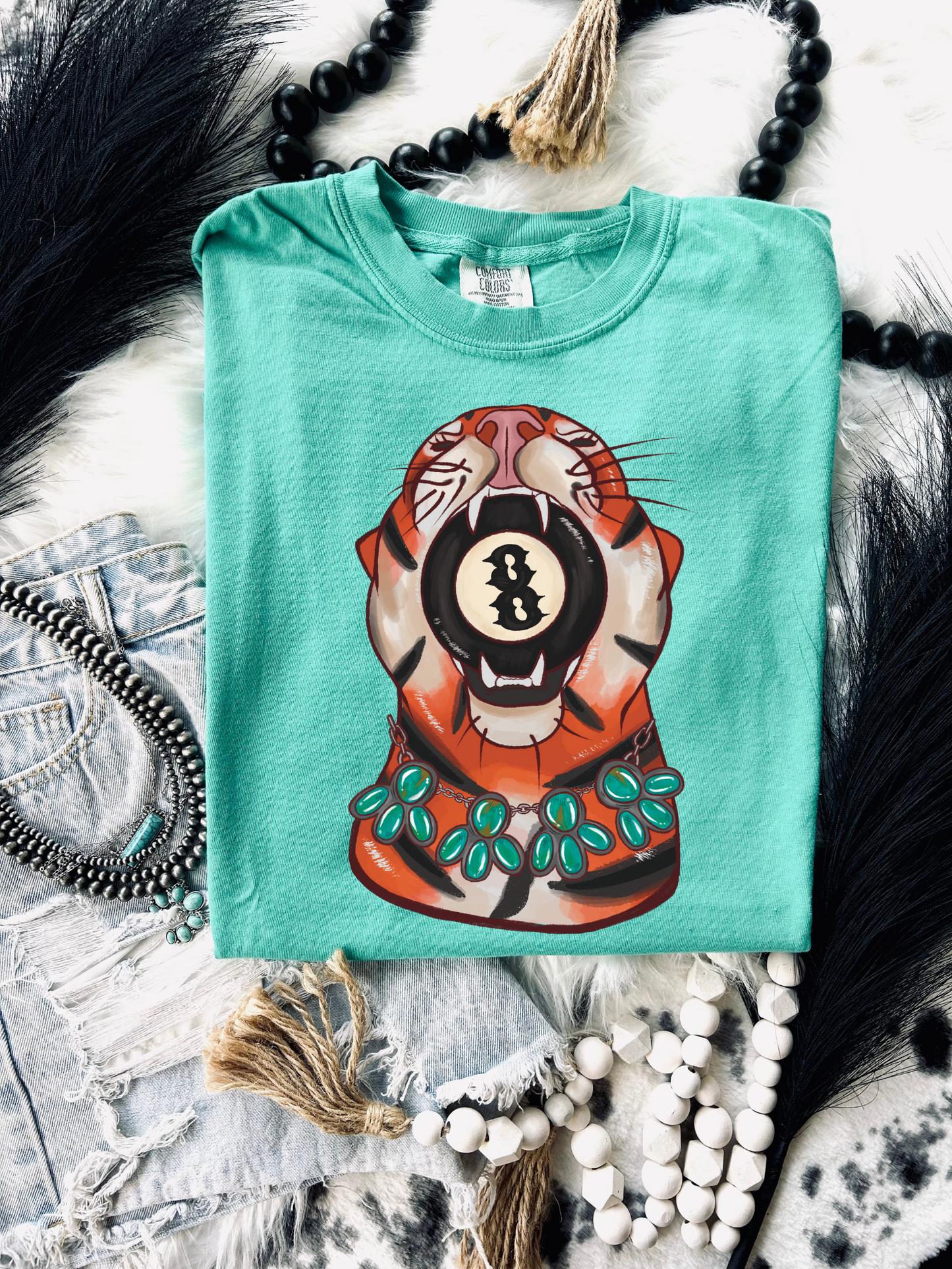 Into the wild Tiger tee