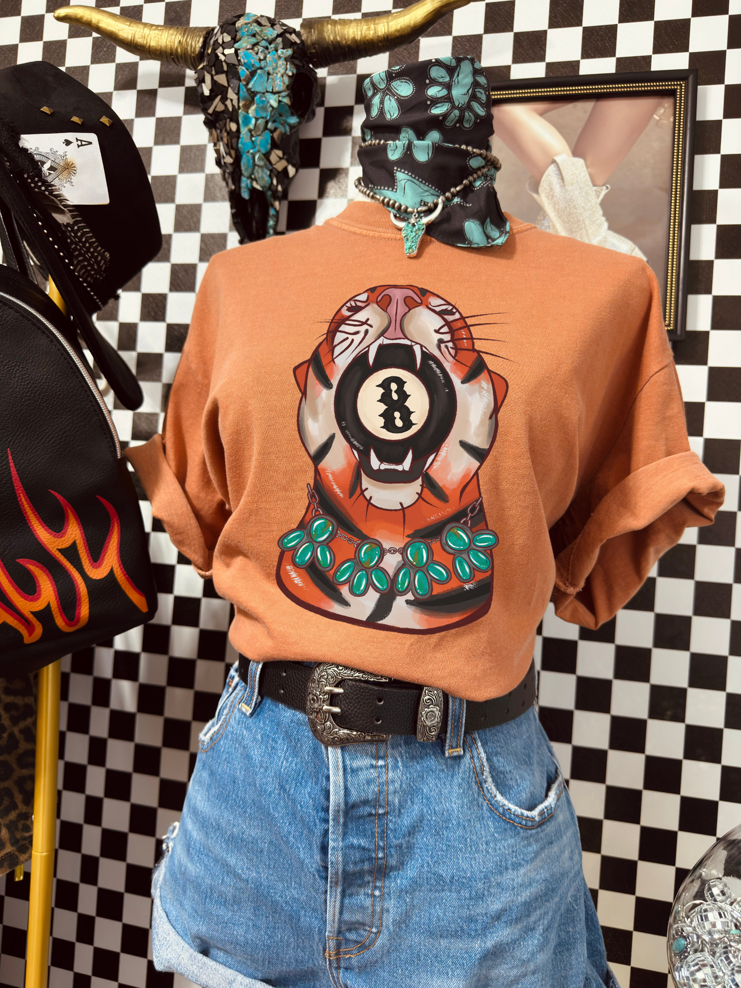 Into the wild Tiger tee