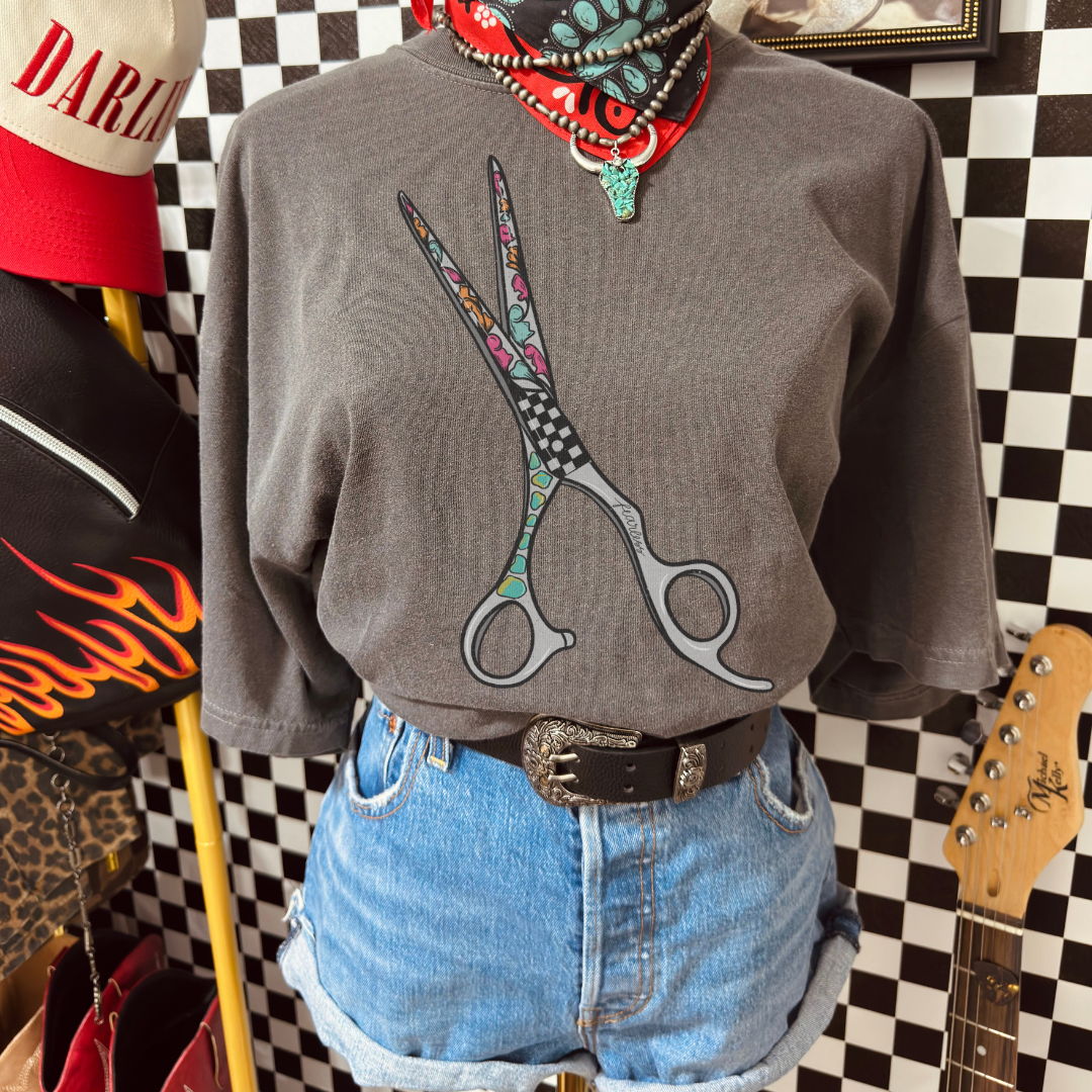 Hair Stylist shears tee