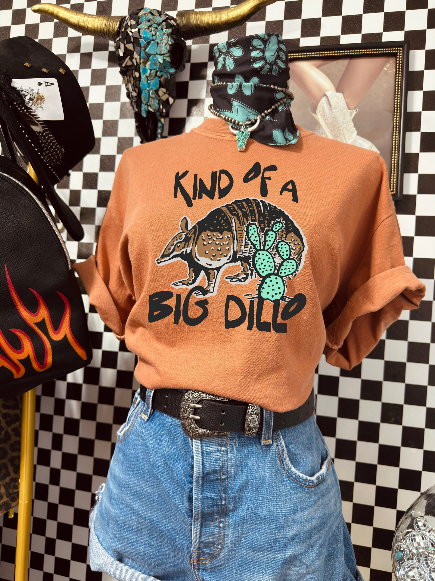 Kinda a Big Dillo tee