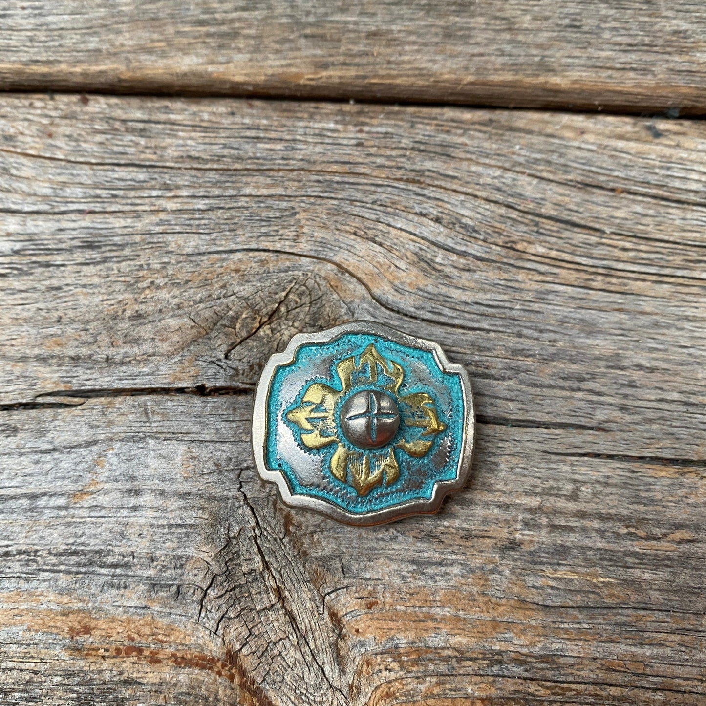 A Touch of Turquoise Western Concho W109