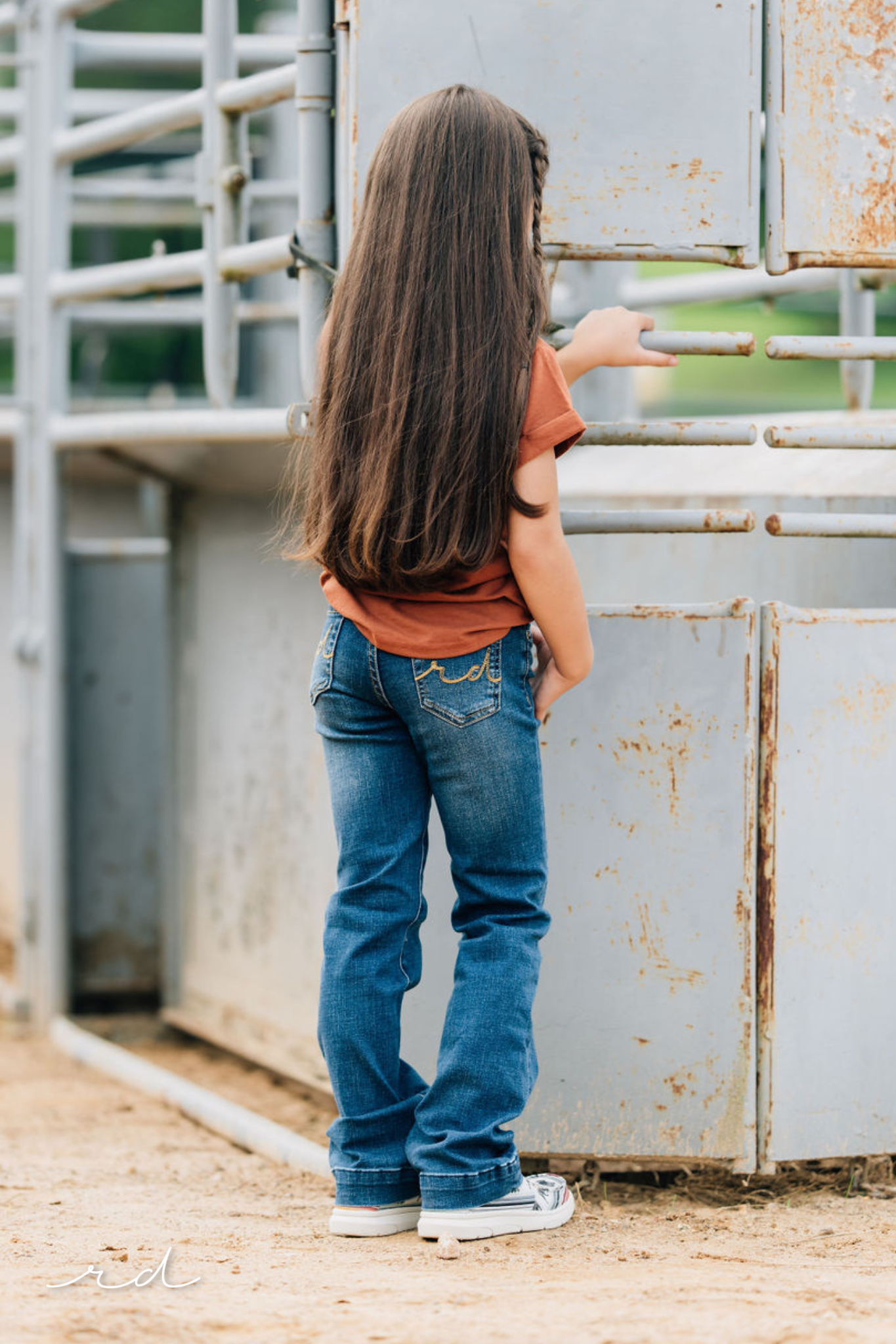 *YOUTH* SIGNATURE STRAIGHT