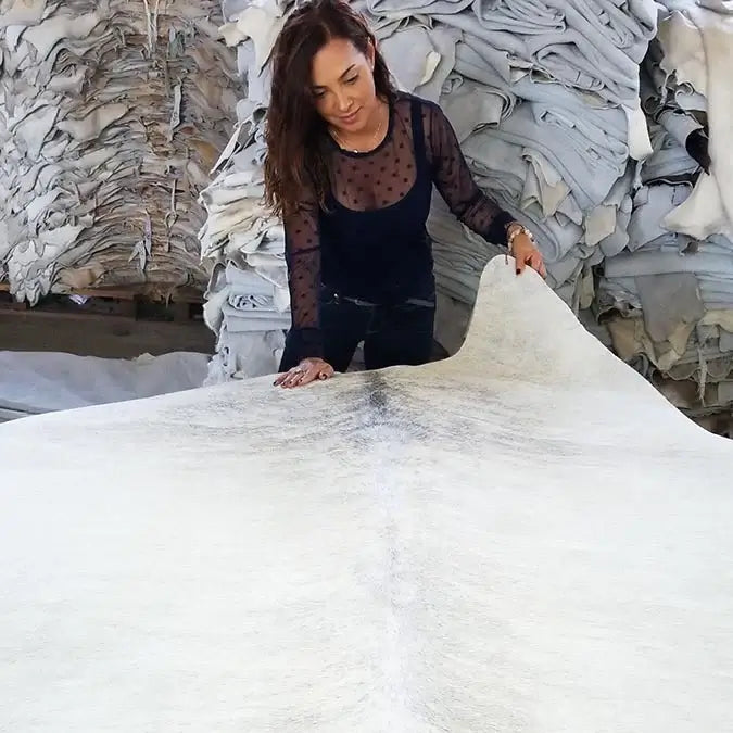 Light Brindle Brazilian Cowhide Rug: LARGE