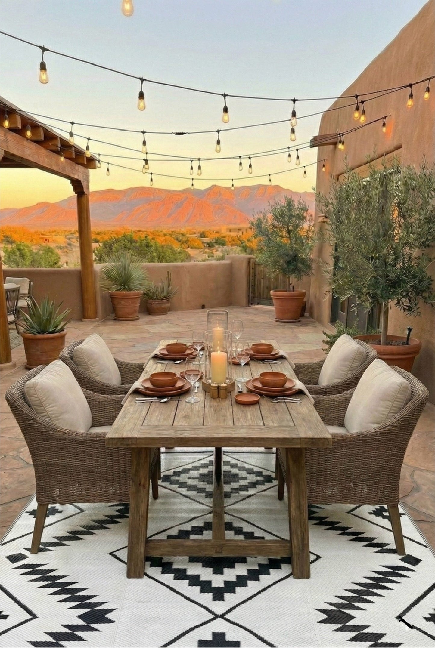 Black + Ivory - 6ft x 9ft - RANCH RUGS  -THE DAVIS -