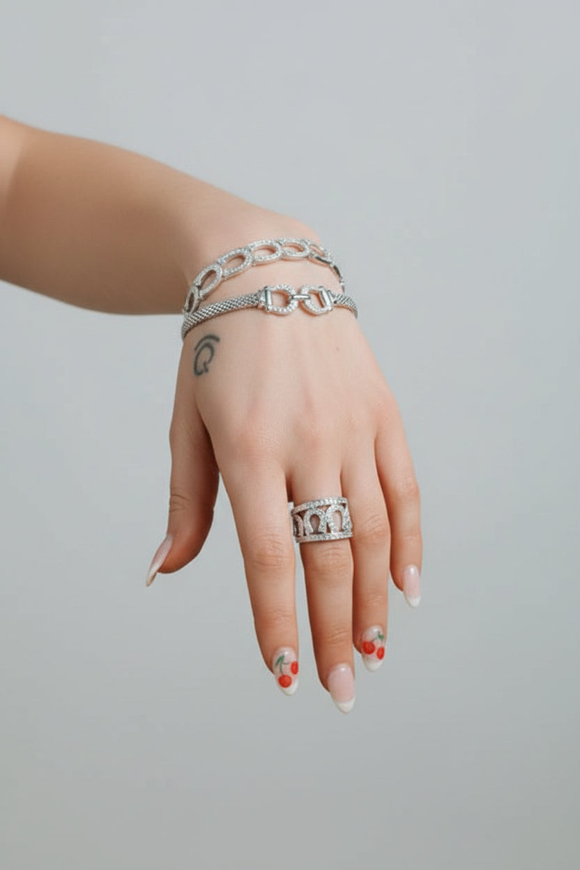 Cowgirl Luxe All-Around Horseshoe Ring