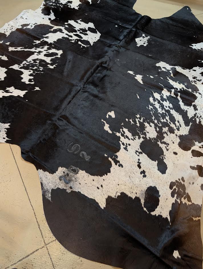 Cowhide "Gigi"