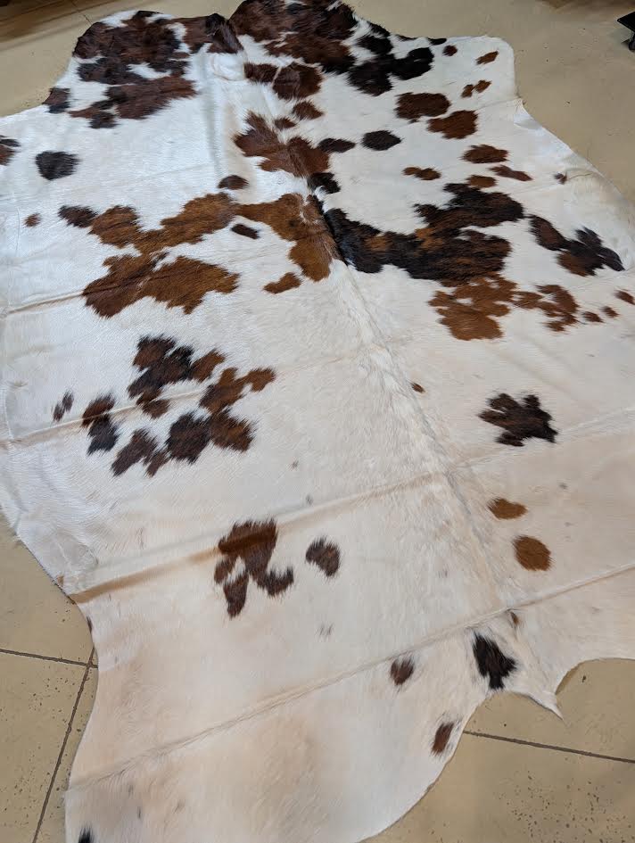 Cowhide "Rocky"