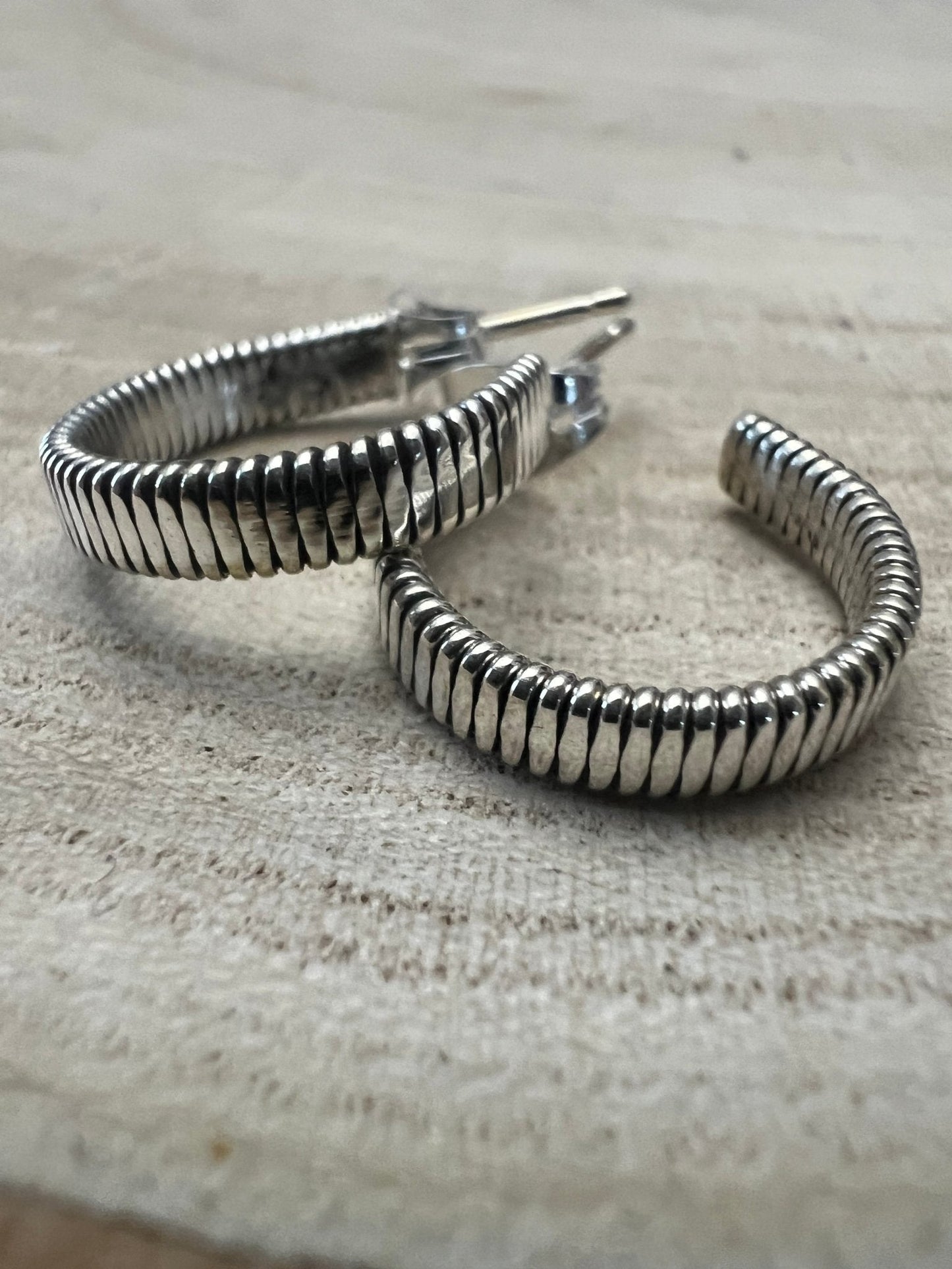 Elaine Tahe Navajo Sterling Silver Hoop Earrings — 5/8" × 1/8" (Listing #1)