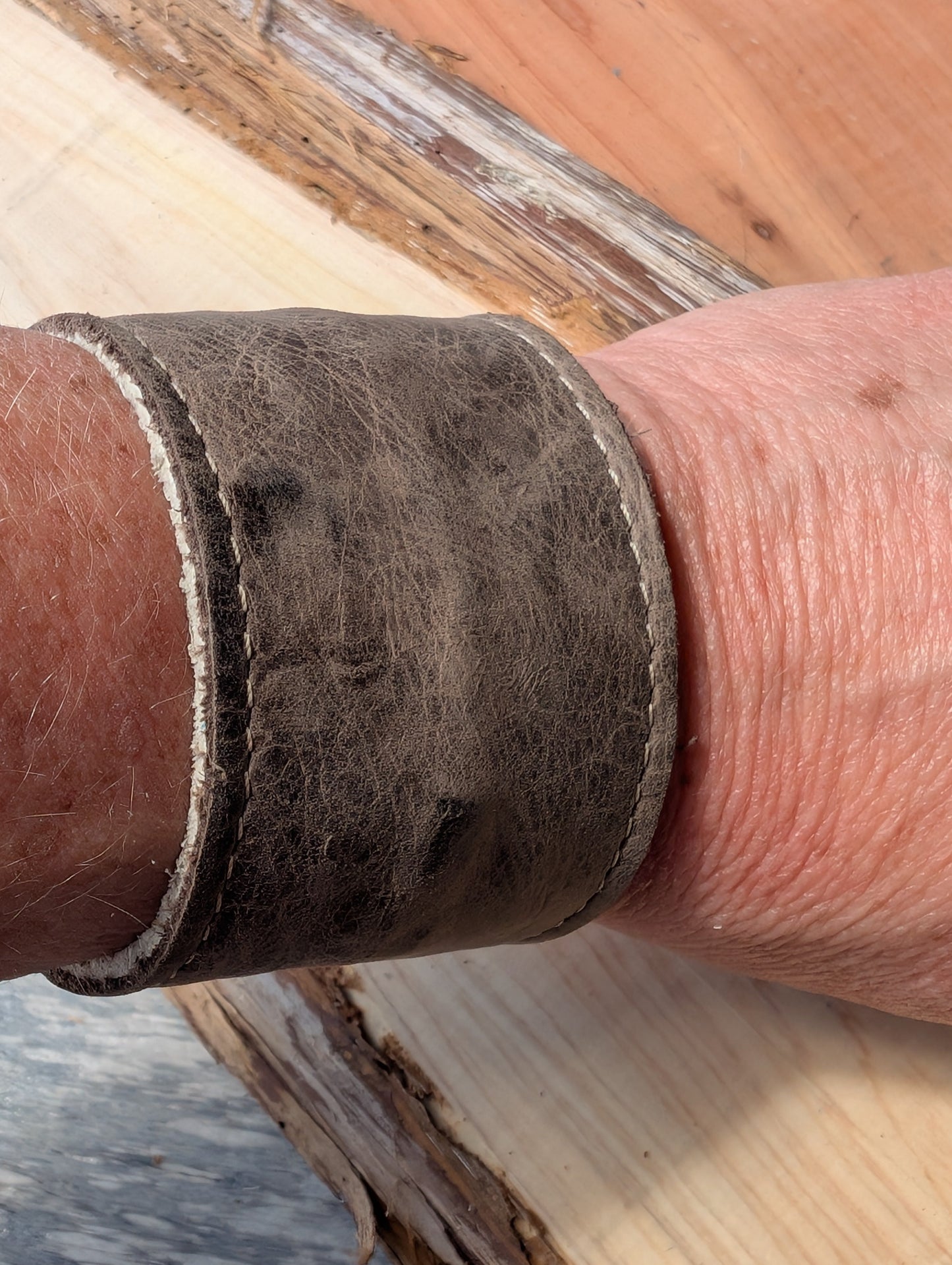 Genuine Leather Bracelet w/coin Zipper.