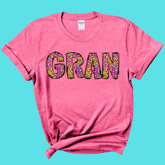 Gran Rainbow Leopard Graphic Tee