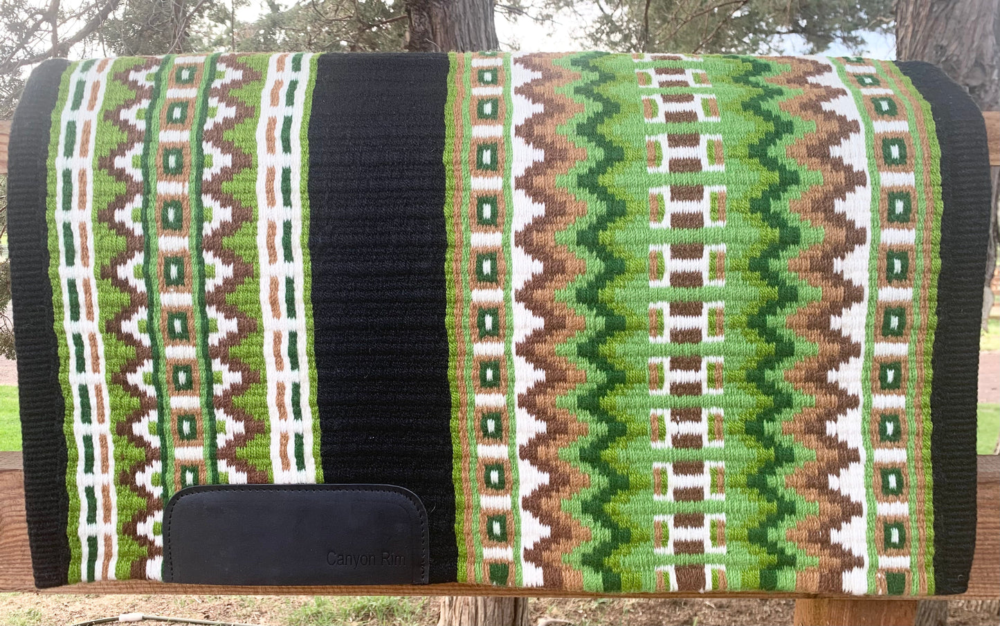 Beautiful oversized show pad