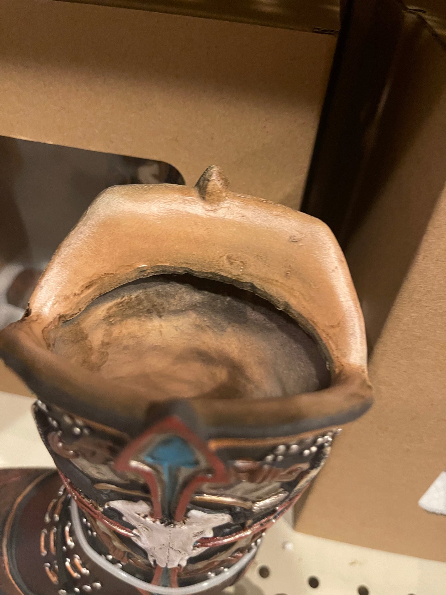 Cowskull Cross Arrow Boot Vase