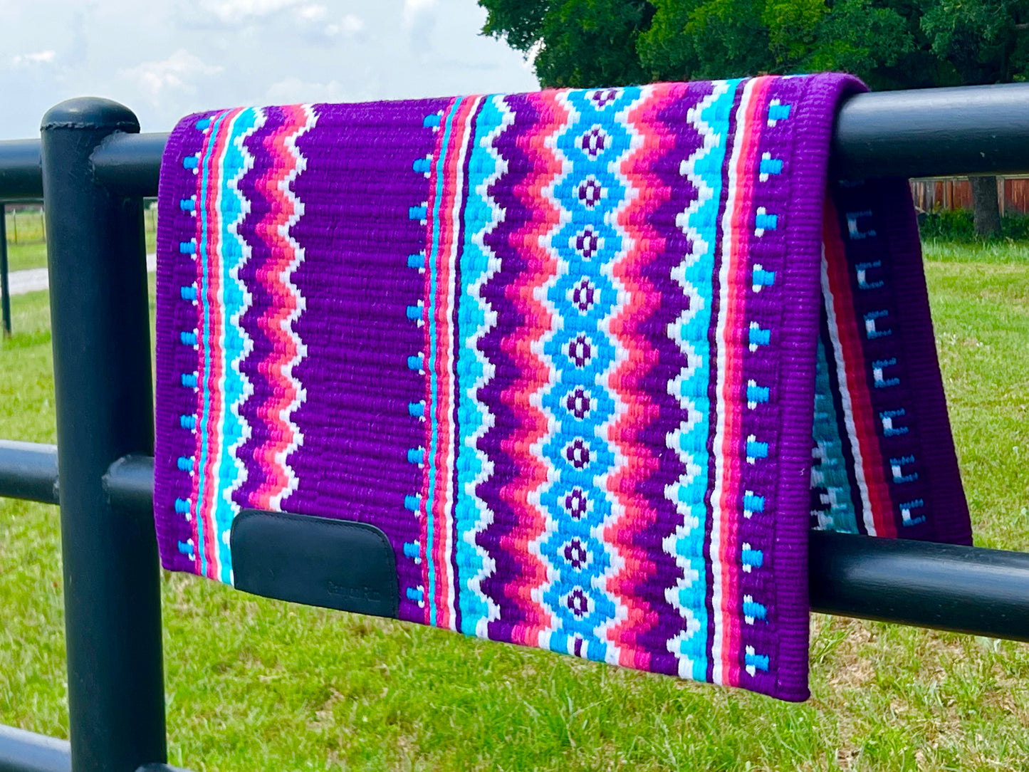 Beautiful custom design oversized show pad