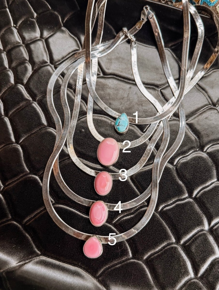 Linden Herringbone Stone Necklace