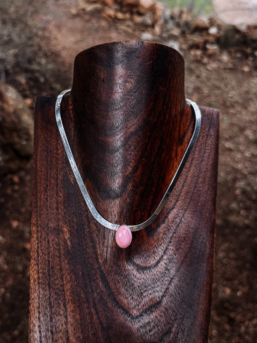Linden Herringbone Stone Necklace