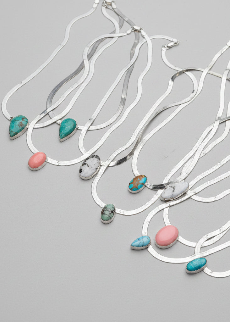 Linden Herringbone Stone Necklace