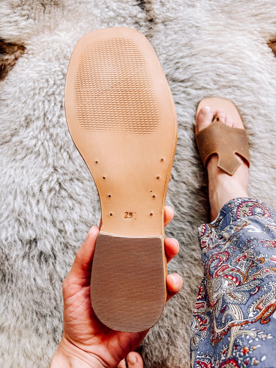 Luciana Leather Sandals – Brown