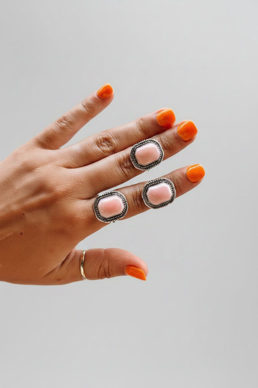 May Hay Pink Conch Ring
