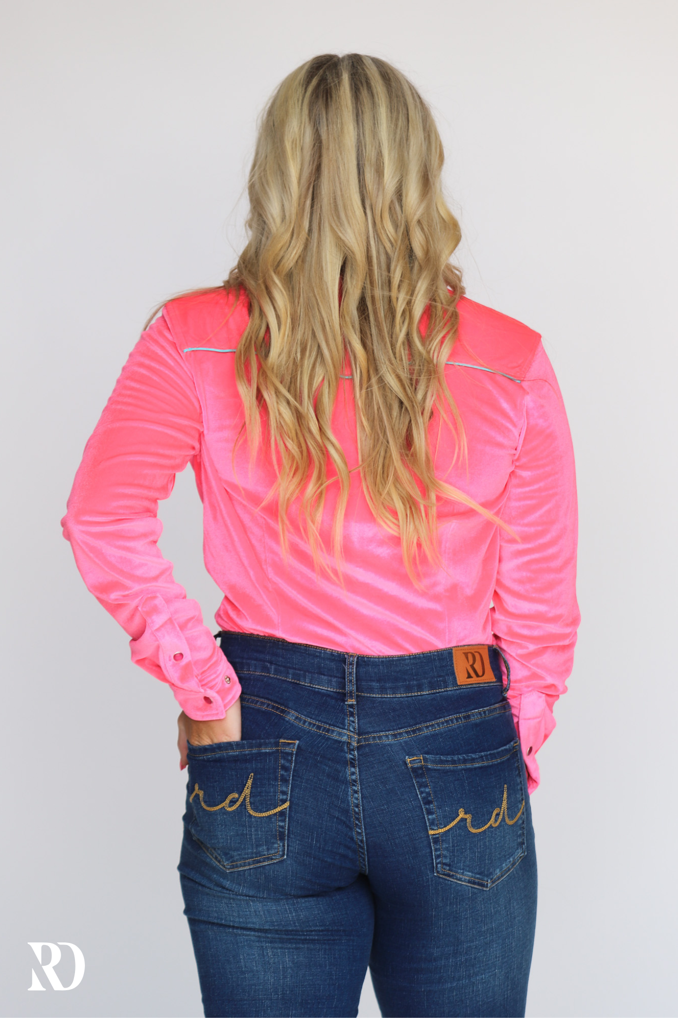 POP PINK VELVET PERFORMANCE RODEO SHIRT