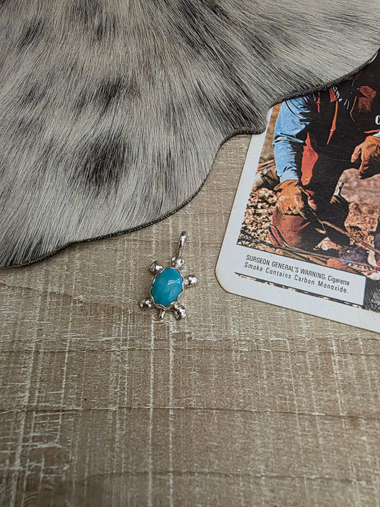 THERESA KINSEL TURQUOISE TURTLE PENDANT